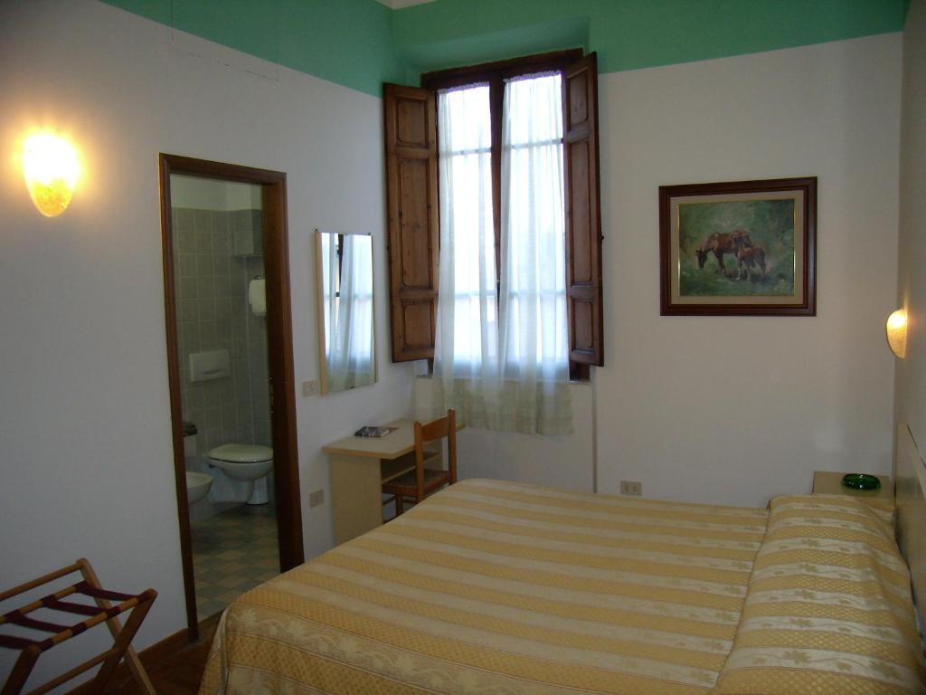 Hotel Savoia E Campana Montecatini Terme Habitación foto